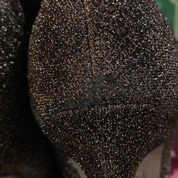 shoes - Picture 4 of 4